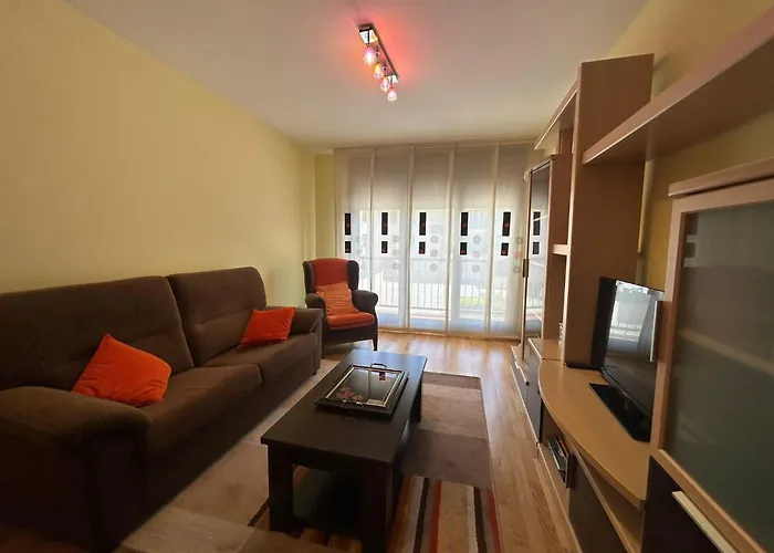 La Tala * 利亚内斯