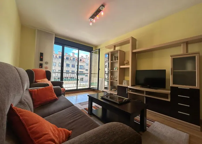 La Tala * 利亚内斯